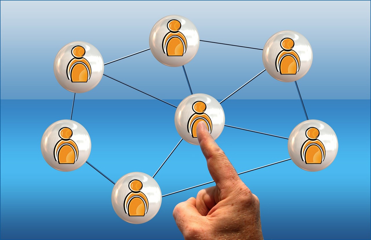 How to select a grants management system vendor